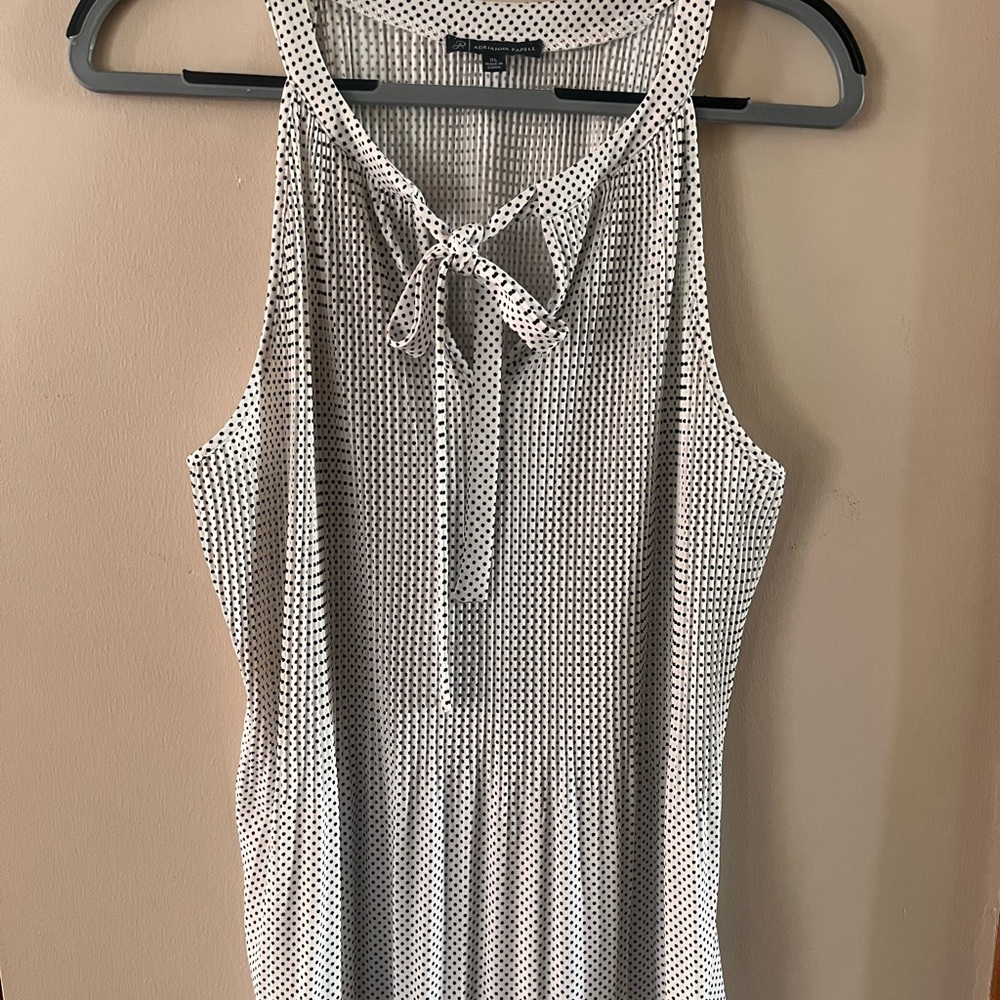Adrianna Papell Black and White Pleated Top, XL, 29"L